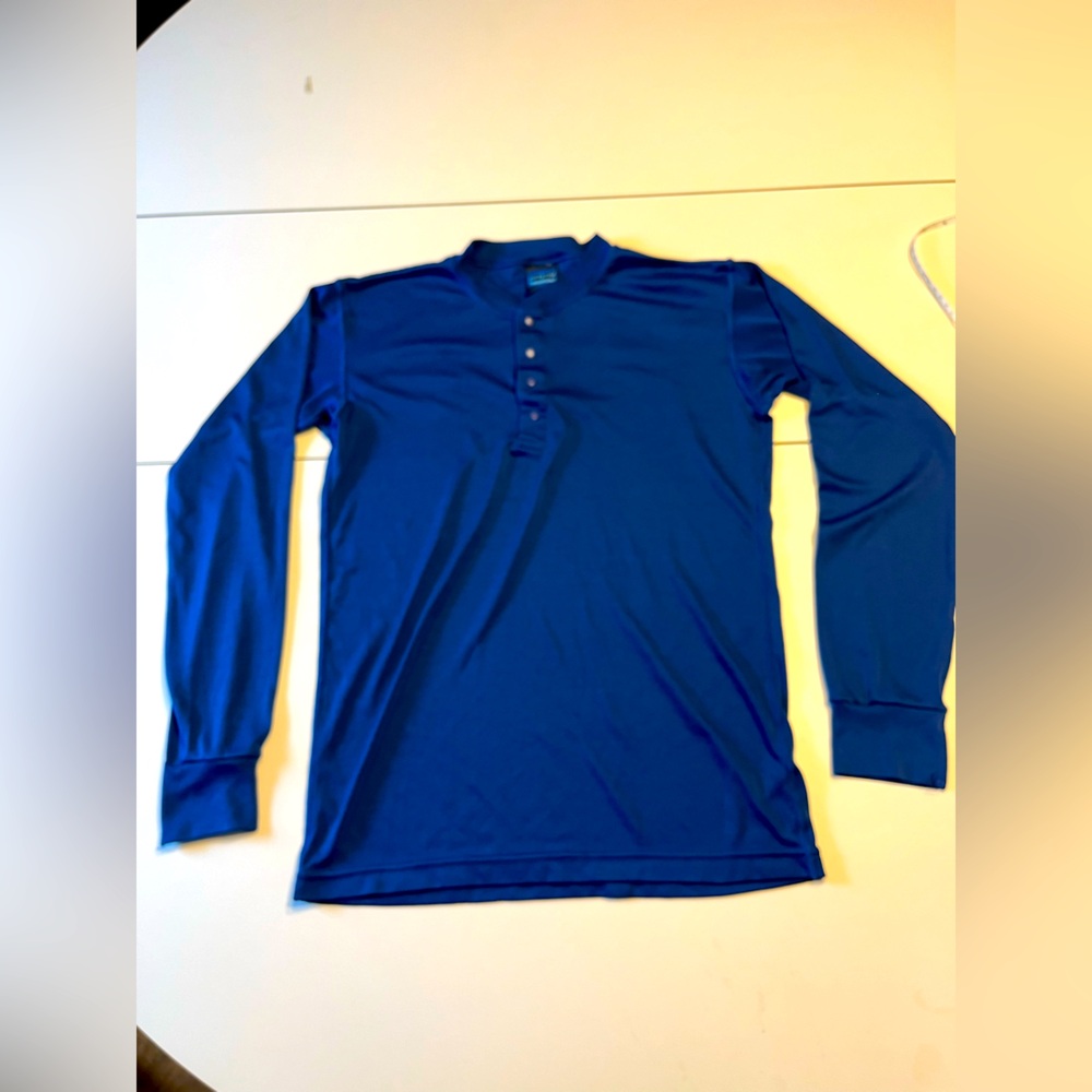 Patagonia small blue 1/4 button down women’s long sleeve shirt